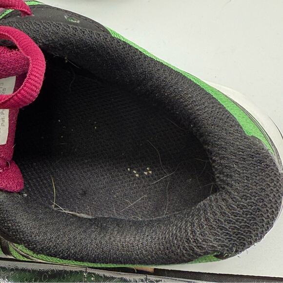 Salomon Vibrant Green and Black Running Shoes, X-Tour City Trail. Size 8. - Picture 8 of 9